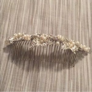 Rhinestone/pearl bridal hair pin